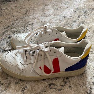 Cute White Veja Sneakers